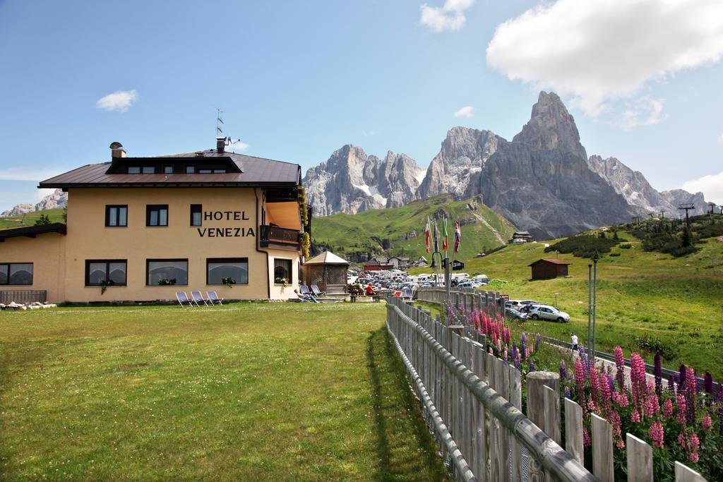 Albergo Venezia Passo Rolle Esterno foto